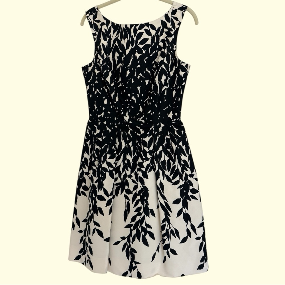 BLUMARINE  Black & White Leaf-Print Dress